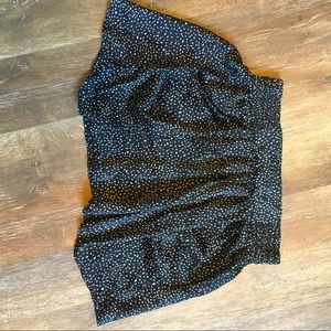 Large Timing Black Skirt